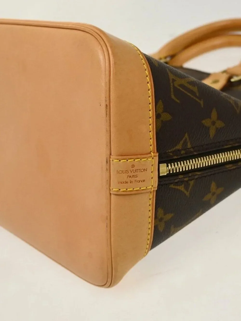 LOUIS VUITTON ALMA HANDBAG MONOGRAM